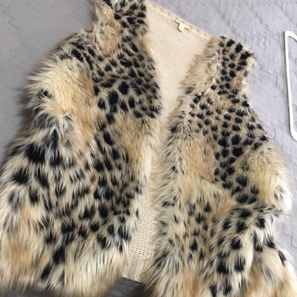 Leopard Furry Vest